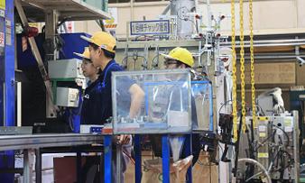 製造業モビリティソリューションズ「金型技術」エンジニアリング工場職場